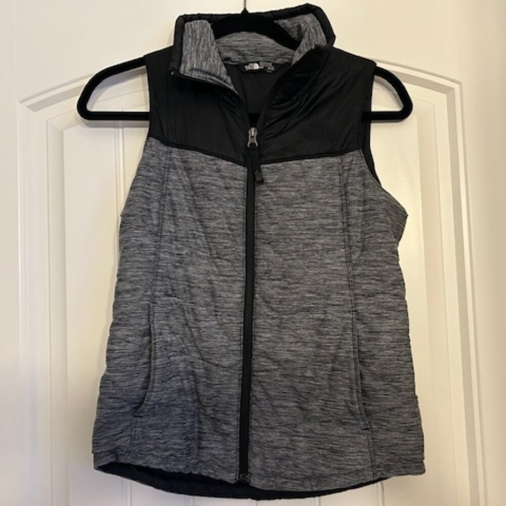 The Northface Girls Black and Gray Vest